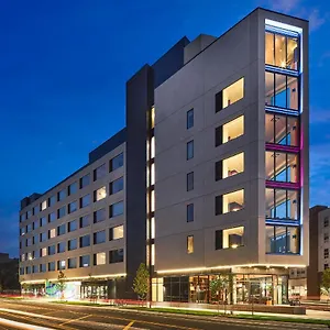 4* Hotel Catbird